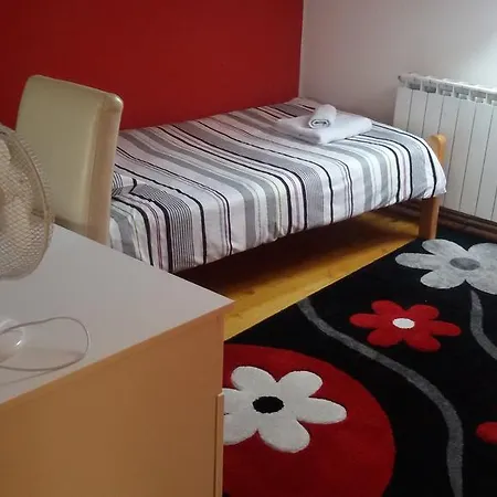 Delila Comfort Πανσιόν *