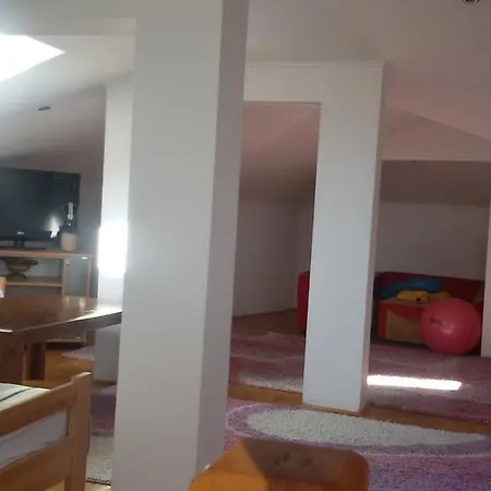 Πανσιόν Delila Comfort *